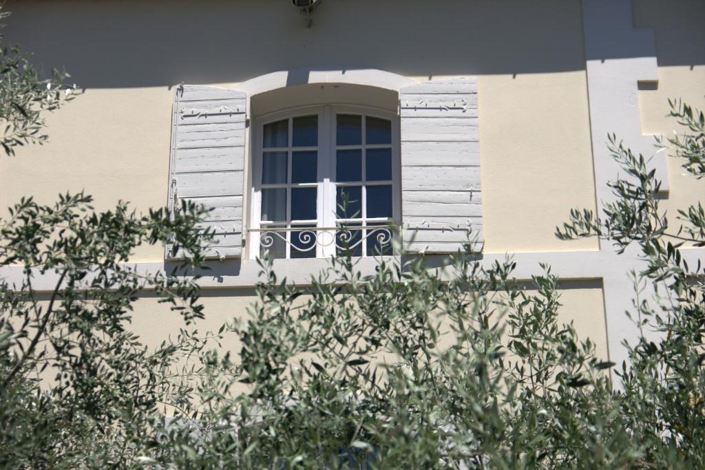 Hotel Du Cheval Blanc Saint-Rémy-de-Provence Dış mekan fotoğraf